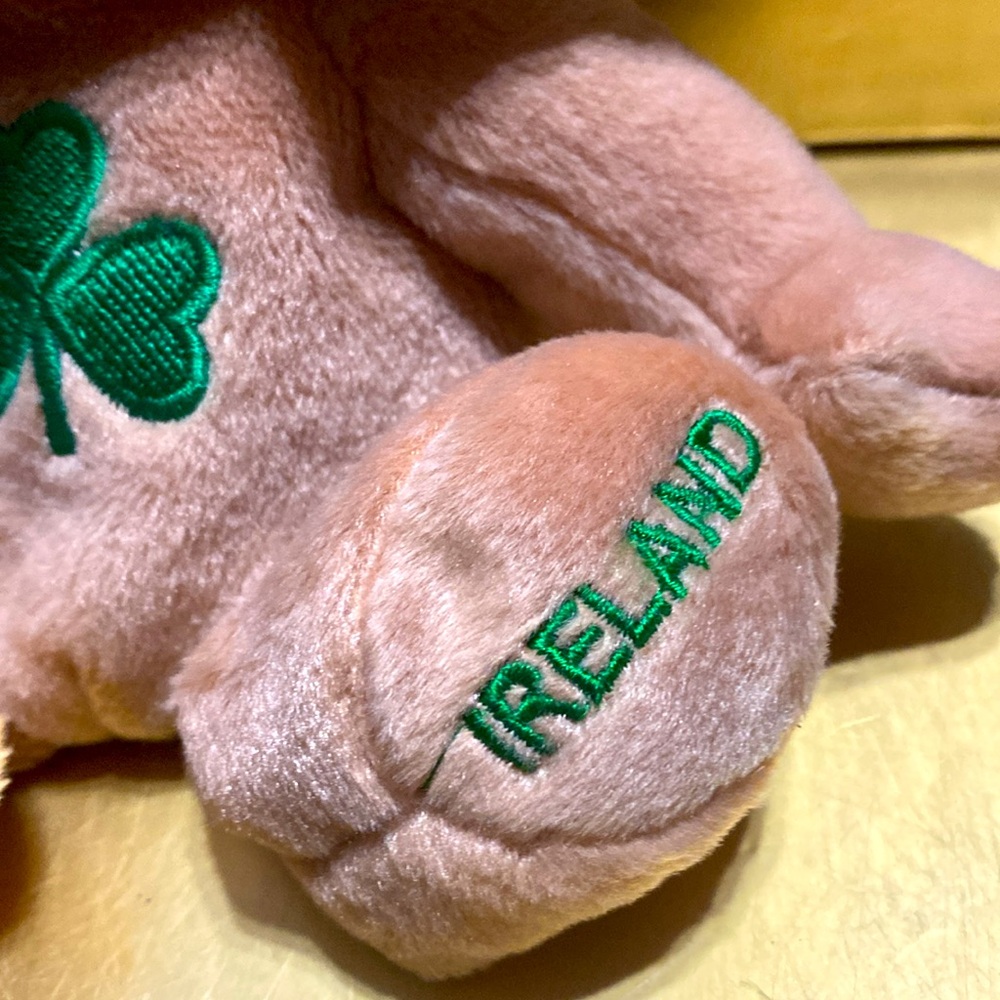 I Love Ireland Teddy Bear Plush Imported Dublin Ireland Carrol’s Irish Gifts 8” - Picture 3 of 15